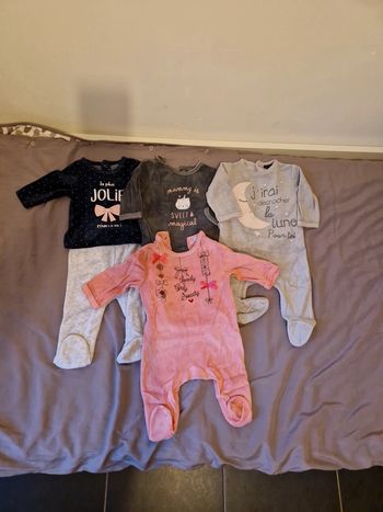 Lot de 4 pyjamas 3 mois