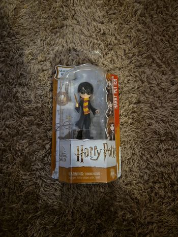Figurine neuve harry potter magical minis