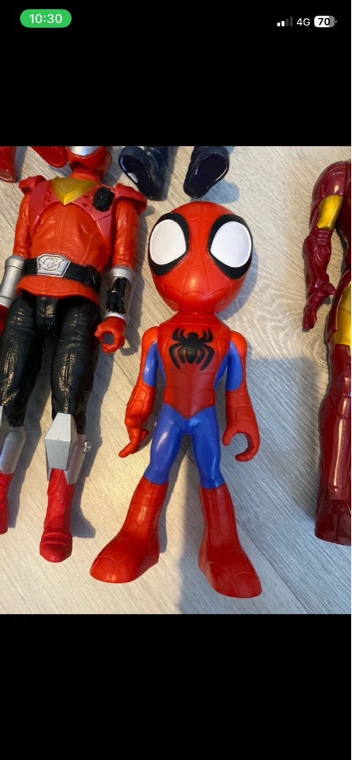 Lot de grandes figurines / bonhommes avengers - photo numéro 9