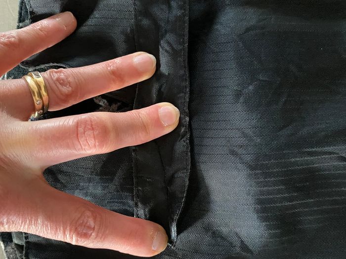 Gilet de tailleur en velours noir avec fleurs grise taille 36 - photo numéro 16