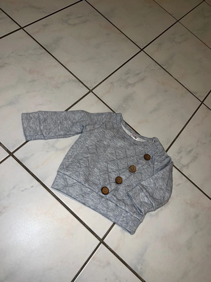 Pull chaud - photo numéro 2