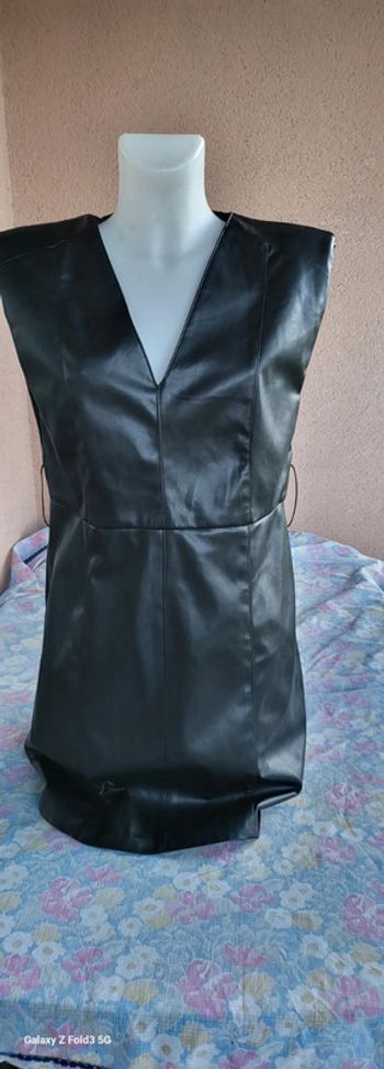 Robe simulation cuir