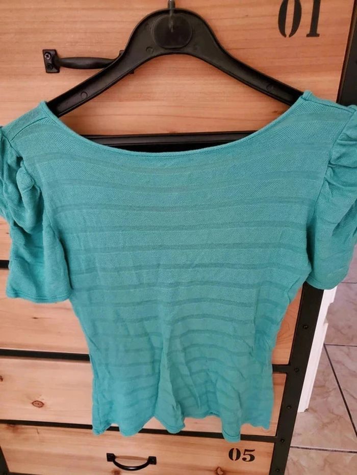 Tee shirt taille 34/36 très bon état - photo numéro 3