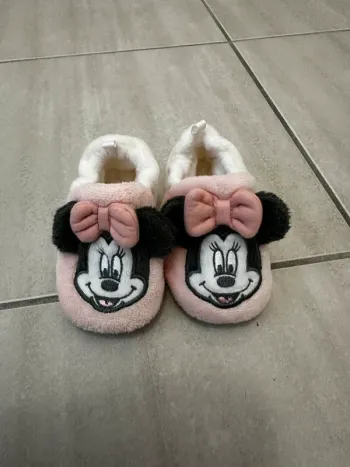 Chausson Minnie 12cm/pointure 18