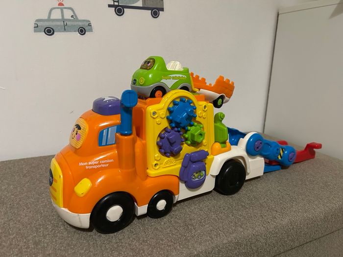 Tut Tut Bolides – Mon super camion transporteur avec une voiture - photo numéro 5