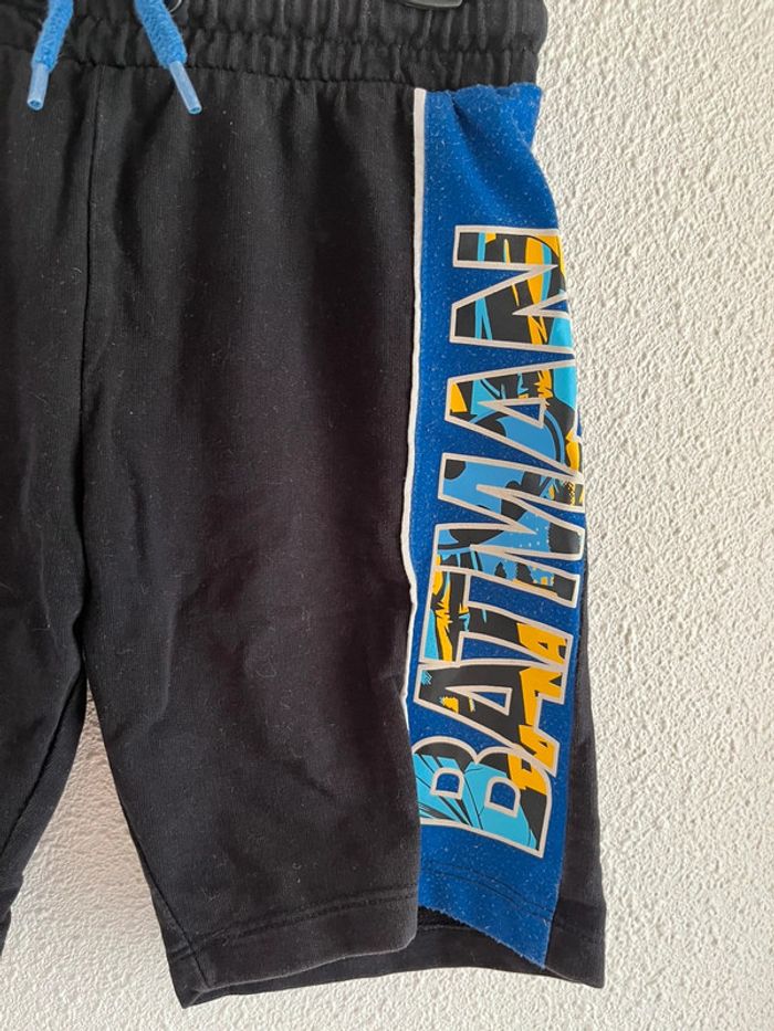 Short Batman taille 7/8 ans 💫 - photo numéro 2