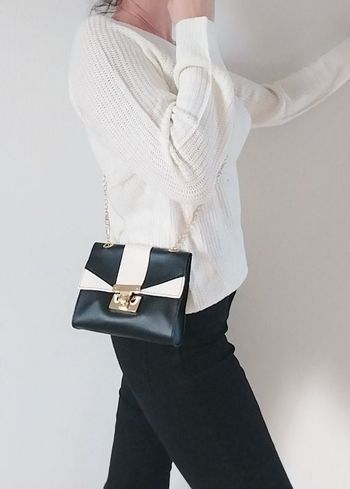 Joli pull blanc créme