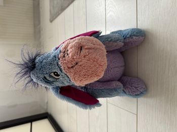 Peluche Disney Bourriquet ventre violet
