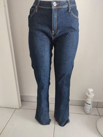 #kytie42femme. Jean taille 42