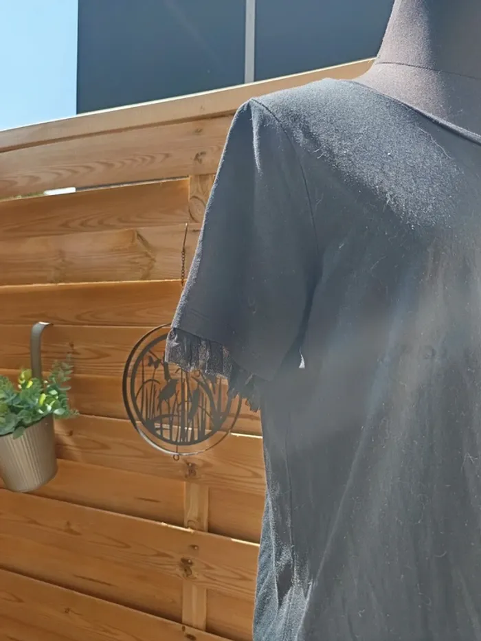T-shirt taille L - photo numéro 3