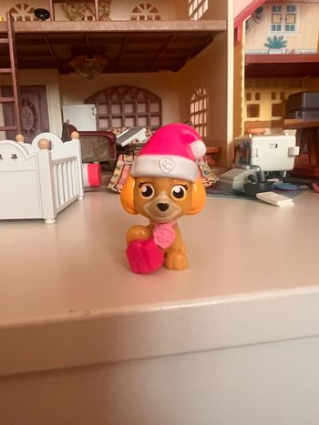 Petite figurine de stella pat patrouille