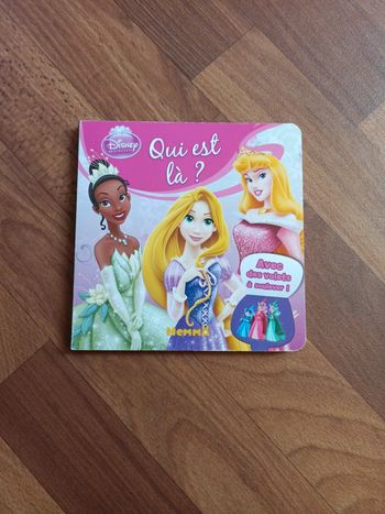 Livre enfant "qui est là ? Disney"