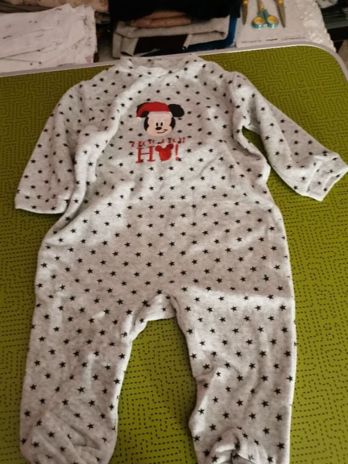 Pyjama bébé 1 pièce avec pieds" motif mickey disney