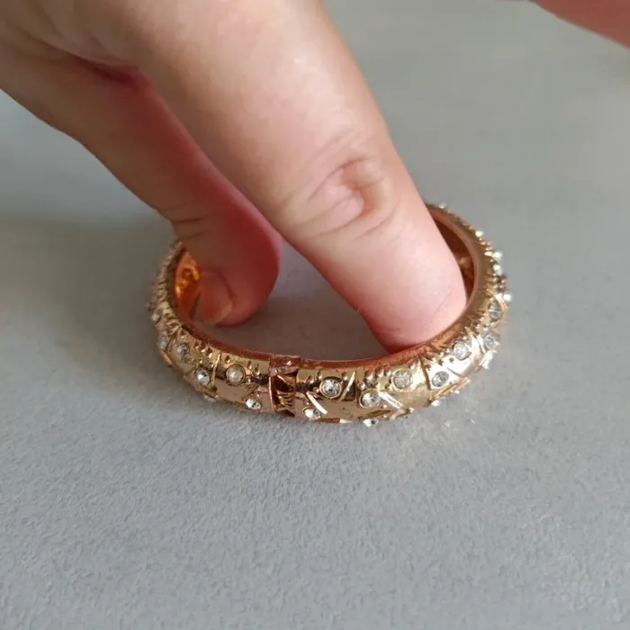 Bracelet enfant doré strass - photo numéro 3