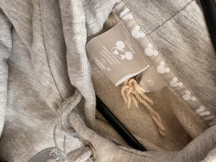 Pull Disney à capuche • XS - photo numéro 5