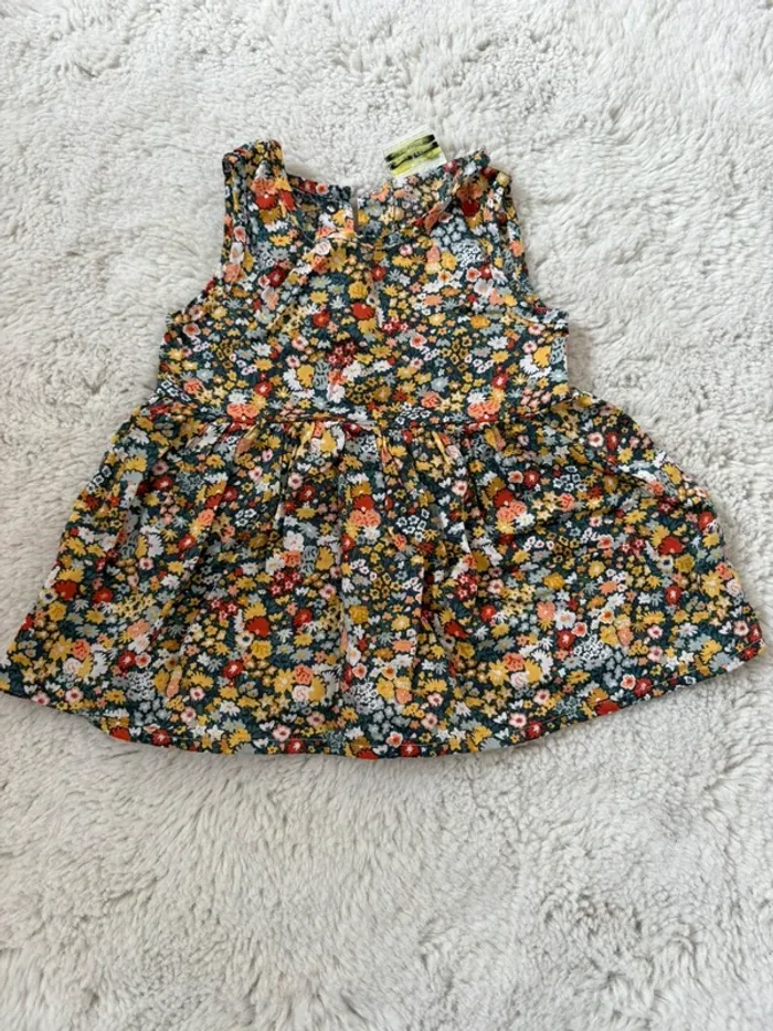 Robe tape à l’œil