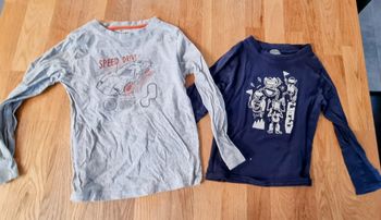Lot 2 t-shirt taille 5 ans
