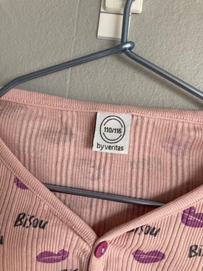 Pyjama fille Veritas 5-6 ans – Rose Bisou – Finitions ondulées – Excellent état - photo numéro 2