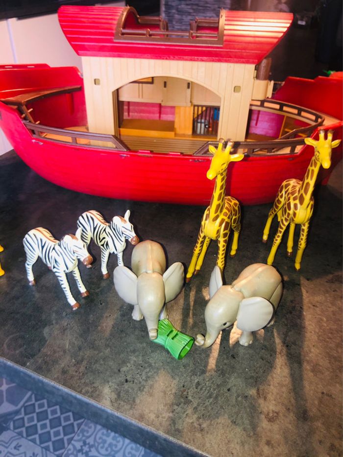 Arche de Noé Playmobil très bon état 4 paires d’animaux et pont inclus - photo numéro 2