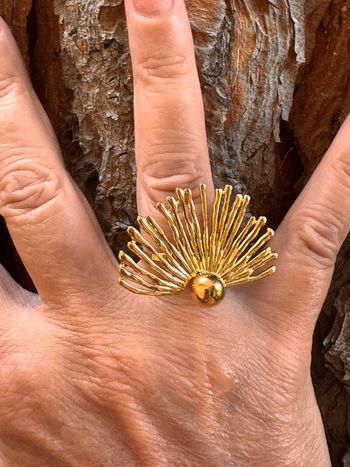 Grosse bague soleil tige boule acier inoxydable or réglable