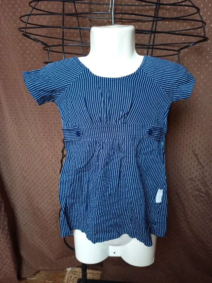 Robe bleu neuf taille 12mois
