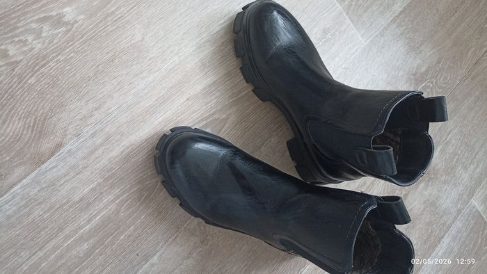 Boots 38 noire - photo numéro 2