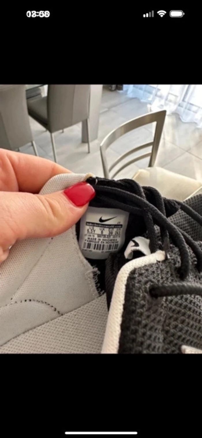 Chaussures femme Nike taille 39 portées deux fois Comme neuves - photo numéro 3