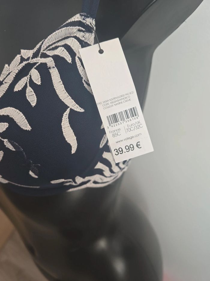 Soutien-gorge Valege 2tailles dispo - photo numéro 3