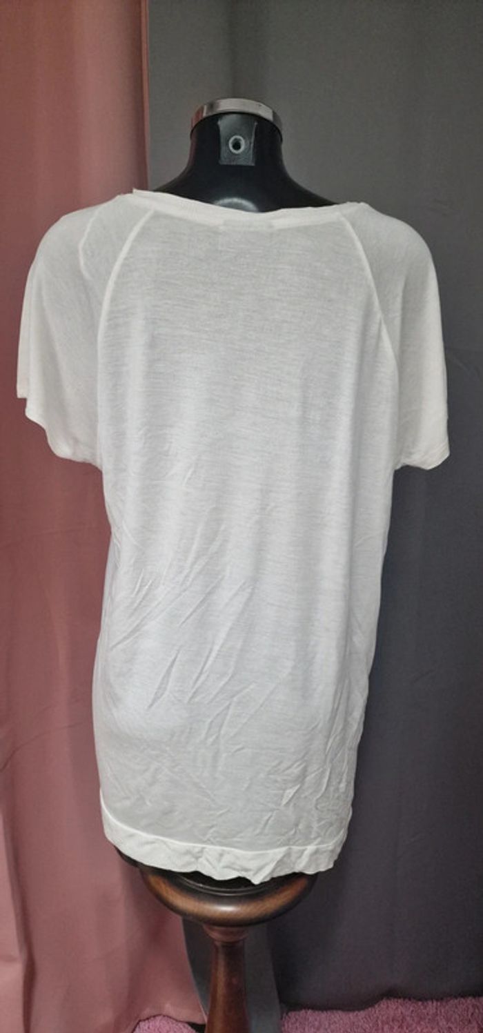 Tee shirt blanc fluide - photo numéro 2