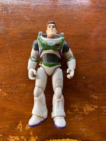 Figurine buzz l’éclair
