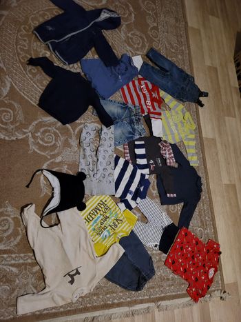 Lot vêtements 12 mois 