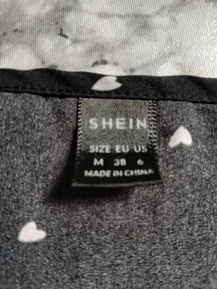 Blouse noir à cœur blanc Shein taille M - photo numéro 7