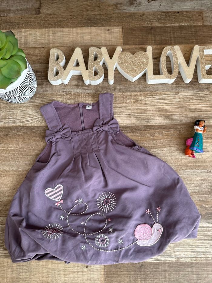 - Robe (F) - 3 mois - Très bon état