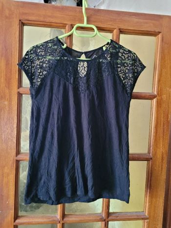 Haut dentelle taille L  Tex