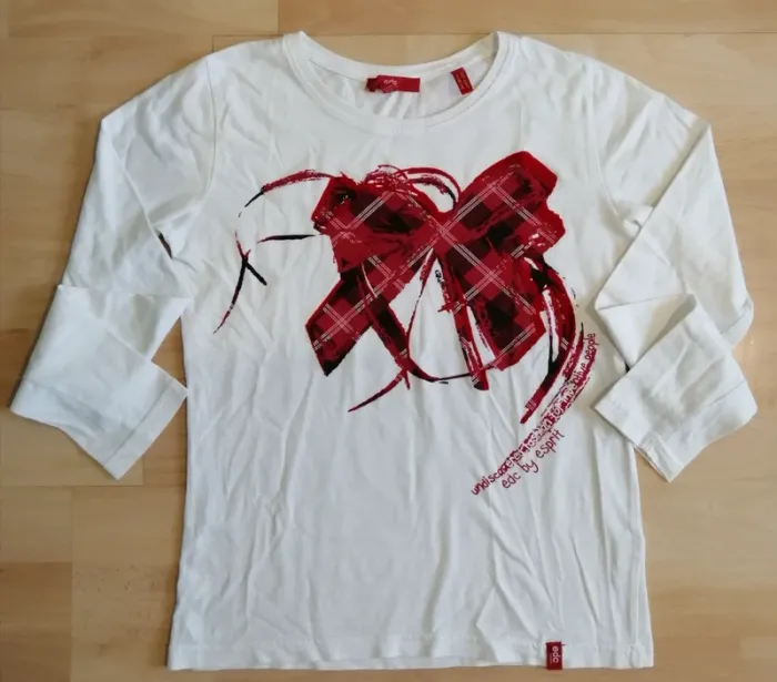 Haut blanc et rouge 12 ans EDC Esprit
