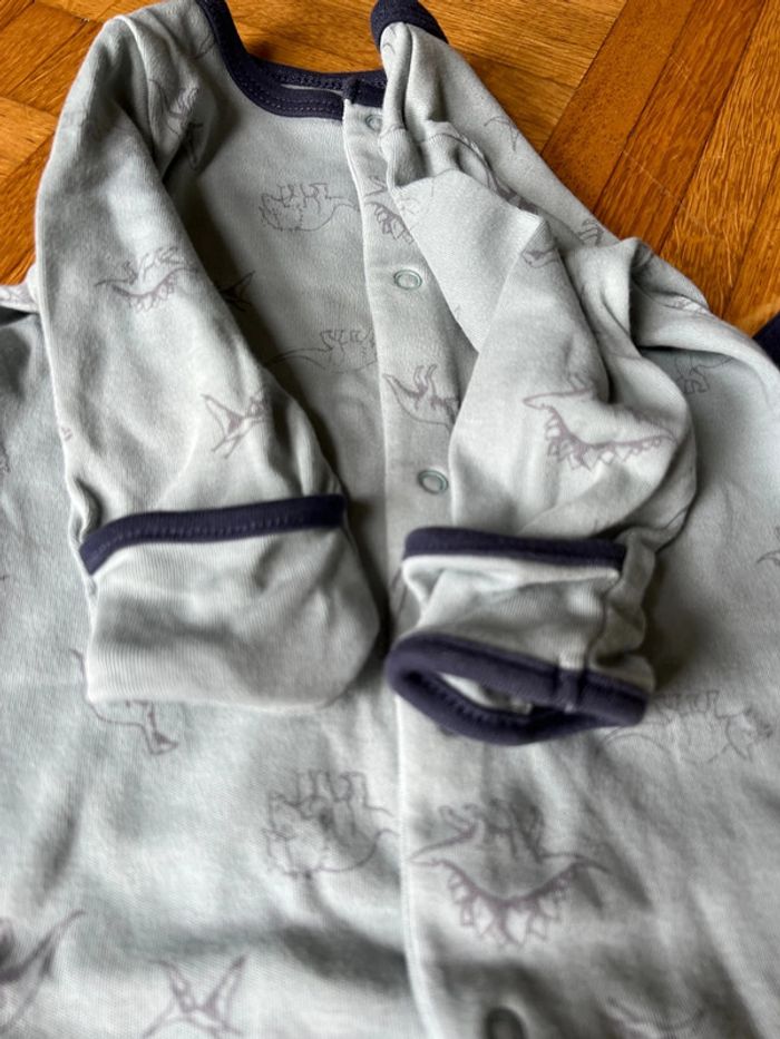Lot 3 pyjamas fin 3mois dinosaure 🦖 - photo numéro 4