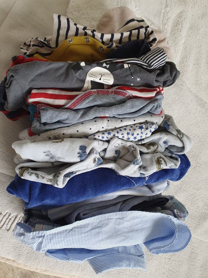 Lot de vêtements garçon 9 et 12 mois de marque - photo numéro 6