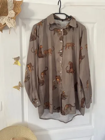 Chemise léopard kaki