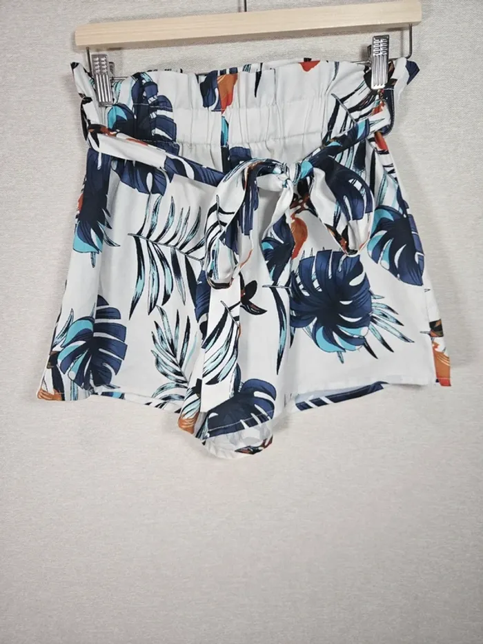 Short tropical