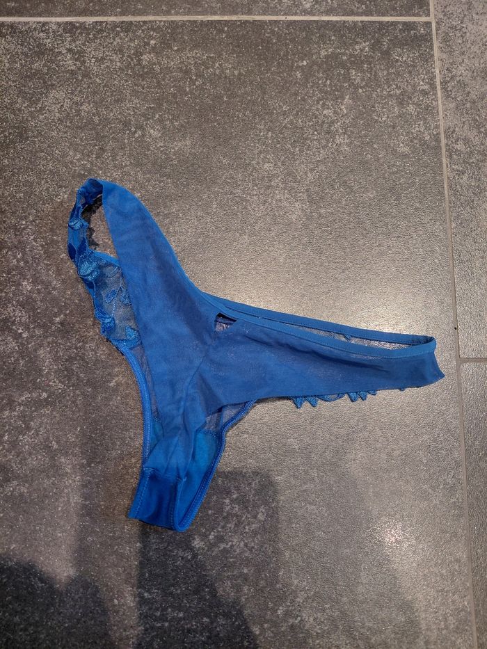 String femme - photo numéro 2