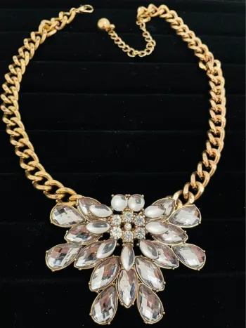 Collier argenté