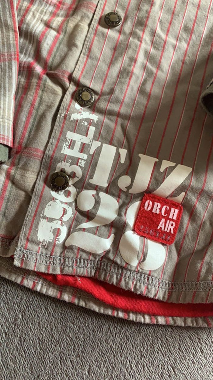 Sur chemise - photo numéro 2