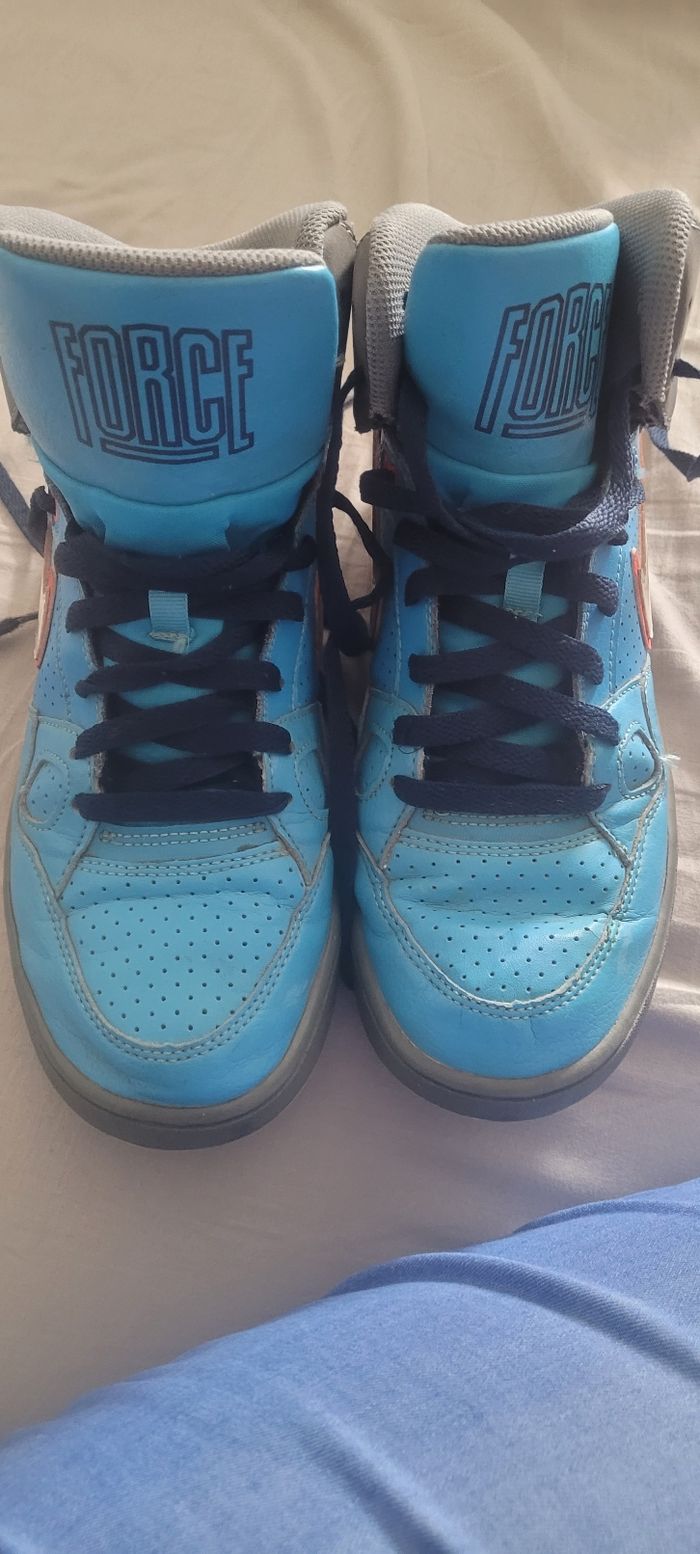 Basket nike taille 40