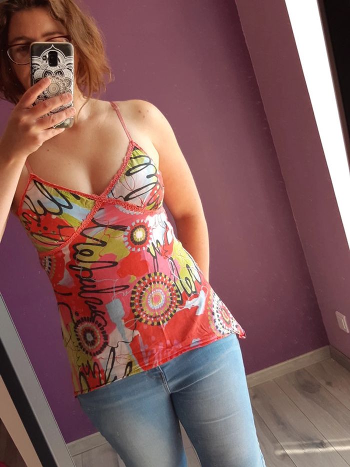 Débardeur taille 3 mais plutôt taille 2