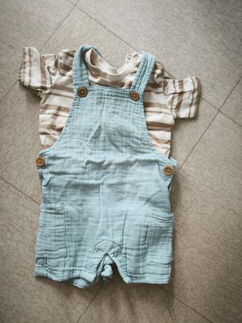 Ensemble salopette short 3 mois