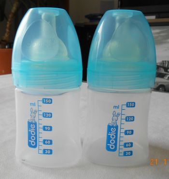 2 Biberons Dodie 150 ml 0-6 mois neufs