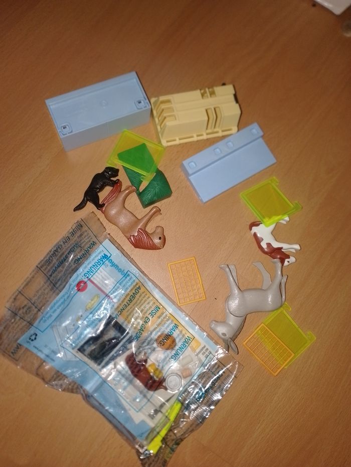 7440 Animaux et accessoires vétérinaire Playmobil Complet