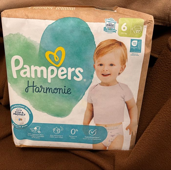 Pampers taille 6 / 13+kg