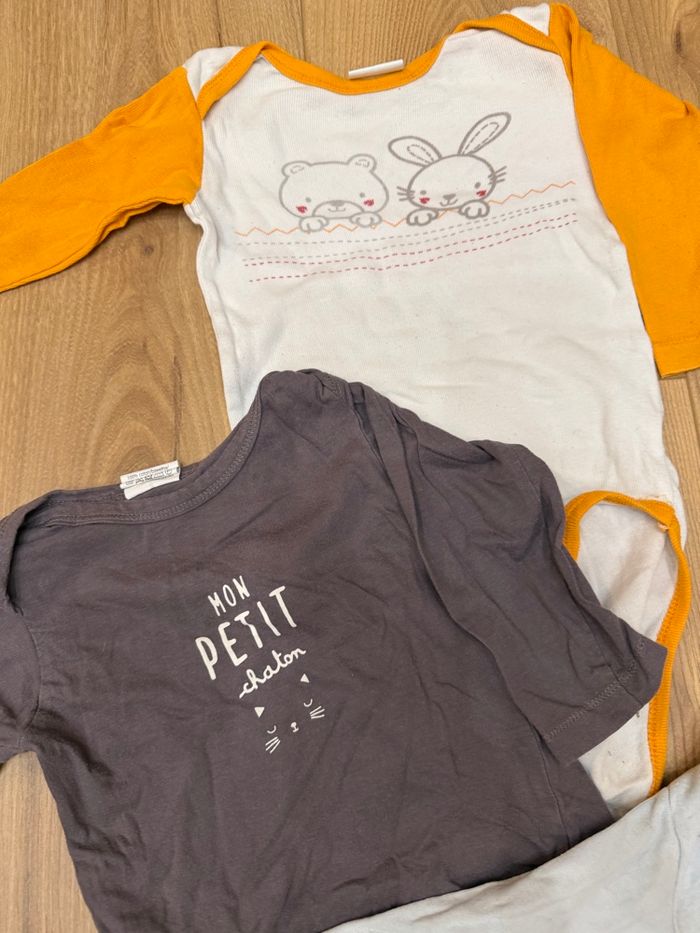 Lot de 5 bodies manches longues 12 mois - photo numéro 2