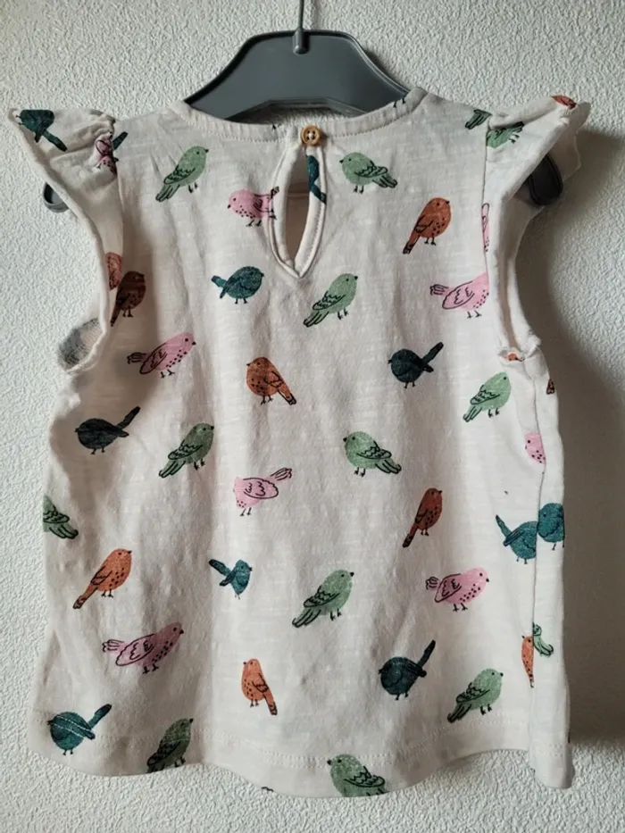 Lot de 3 débardeurs/ t shirt 18 mois - photo numéro 3